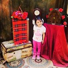 Edylynn N Ehrylle Lazo