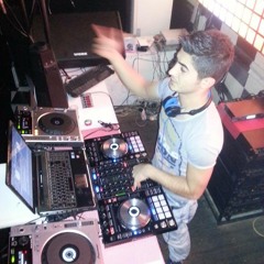 DJ-Hüseyin Özdemir
