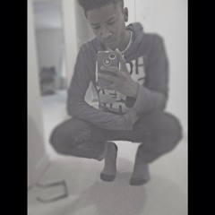 KvngTee.