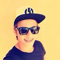 Mikael Santos 9