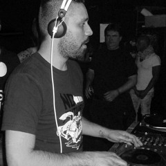 Tony Ramos (deejay)