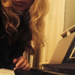 Ella-Louise Carstein