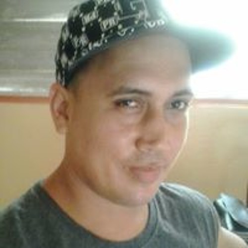 Miguel Flores 156’s avatar