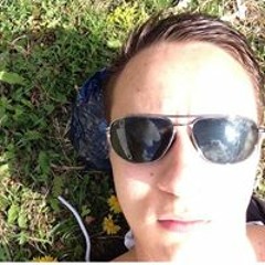 Julian Normalernachname