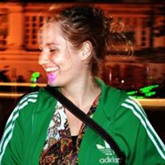 Madeleine van der Burg