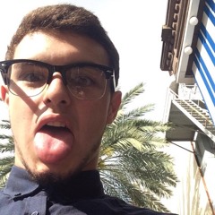 MegaStacheo