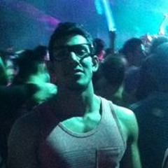 While (1>2) - Deadmau5