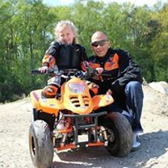 Eddy En Weezelenburg