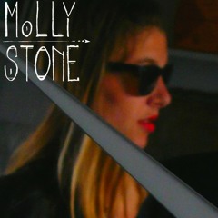 Molly_Stone
