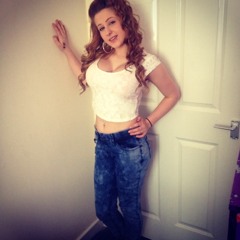 HollyJadeGardiner<3