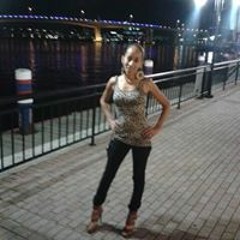 Zee Oneofakind Lopez