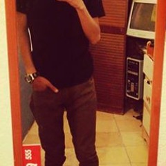Emmanuel Arriaga 4