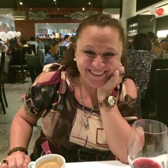 Monique Deneumostier