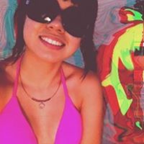 Michelle Perez 72’s avatar