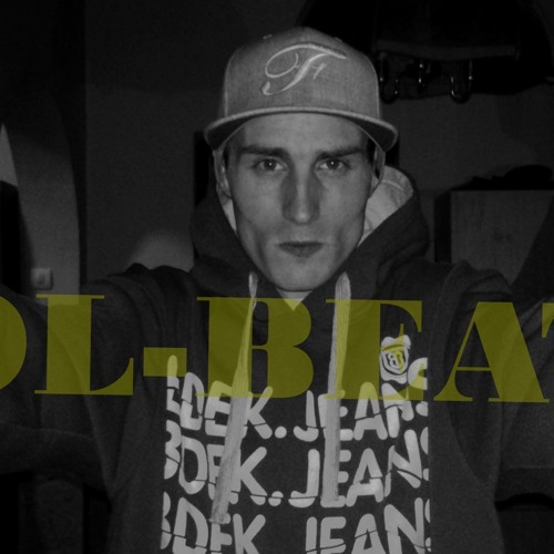 Col-B. - Félek Skit (2009)