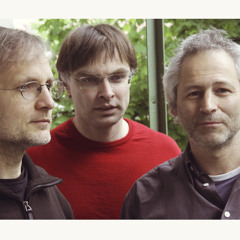 DasKleineSchwerkrafttrio