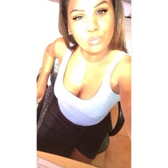 Shania Quinlan Roberts