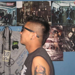 Ahellofakind\m/