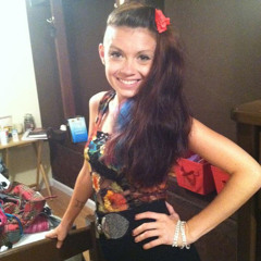 dropdeadbeautiful2488