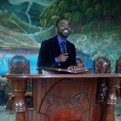 Pasteur Phane Lormeus