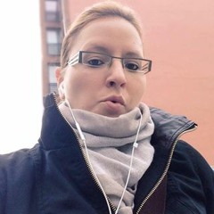 Stephanie Schneider 15