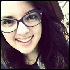 Nathália Caroline 19