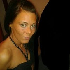 Lucia Tanzt Zum Takt