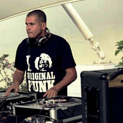 Dj Mestre Lau