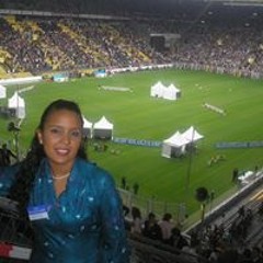 Raquel van Linde-Kelly