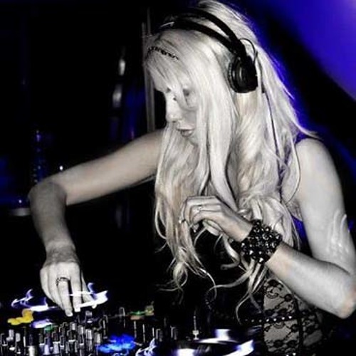 Queen Victoria Electro Mix for Raw FM