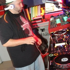 DJ DouDou