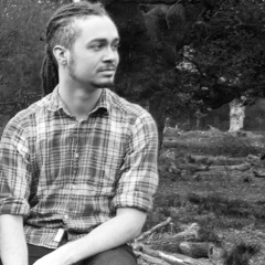 Kiall Freeman - Guitarist