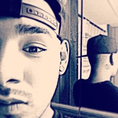 Stay Right Next To Me