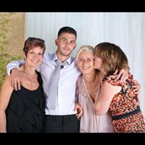 Stream Mrick Porras music Listen to songs, albums, playlists for