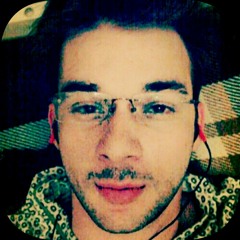 Renan Quaresma (Official)