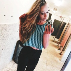 kelseyleefalk