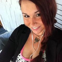 Danielle McDonald 14