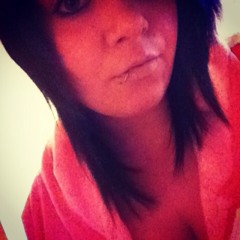 Zoeeh Mackenzie Travers