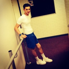 Damiendelahunty_