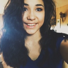 daniellelowrey