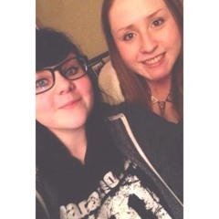 ellie (◕‿◕✿)