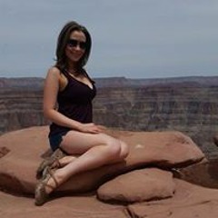 Elizabeth Vazquez 37