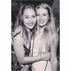 Chelsea Sutherland 4