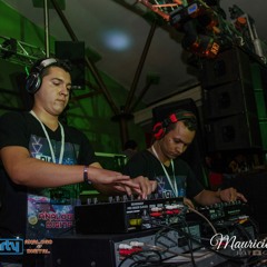 Deejay Alex Astorga