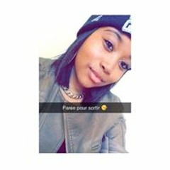 Leyaa Kam's