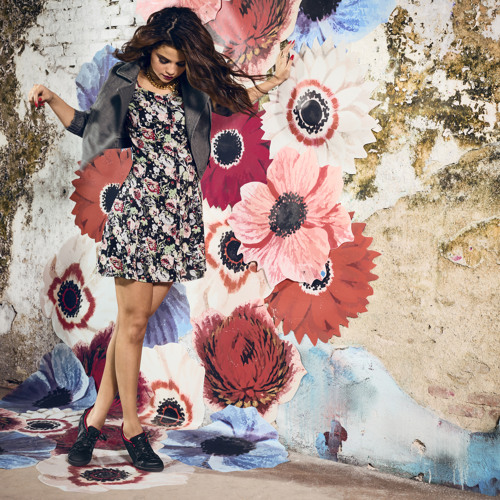 Selena Gomez - Hold On. (Rudderless Song)