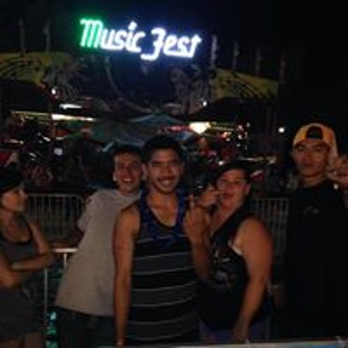 Stream Malissa Flores Music Listen To Songs Albums Playlists For