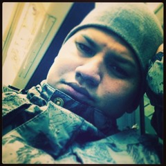 Mike Flores 34