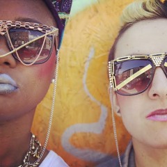 The Glitterati Twins