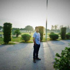 Usman Awan 15